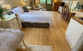 Hazelhurst - Close To Bewl Water, Ticehurst